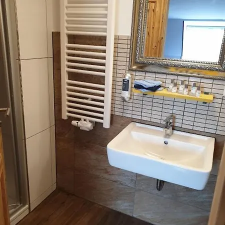 Guest house Victory - Handwerker Bielefeld